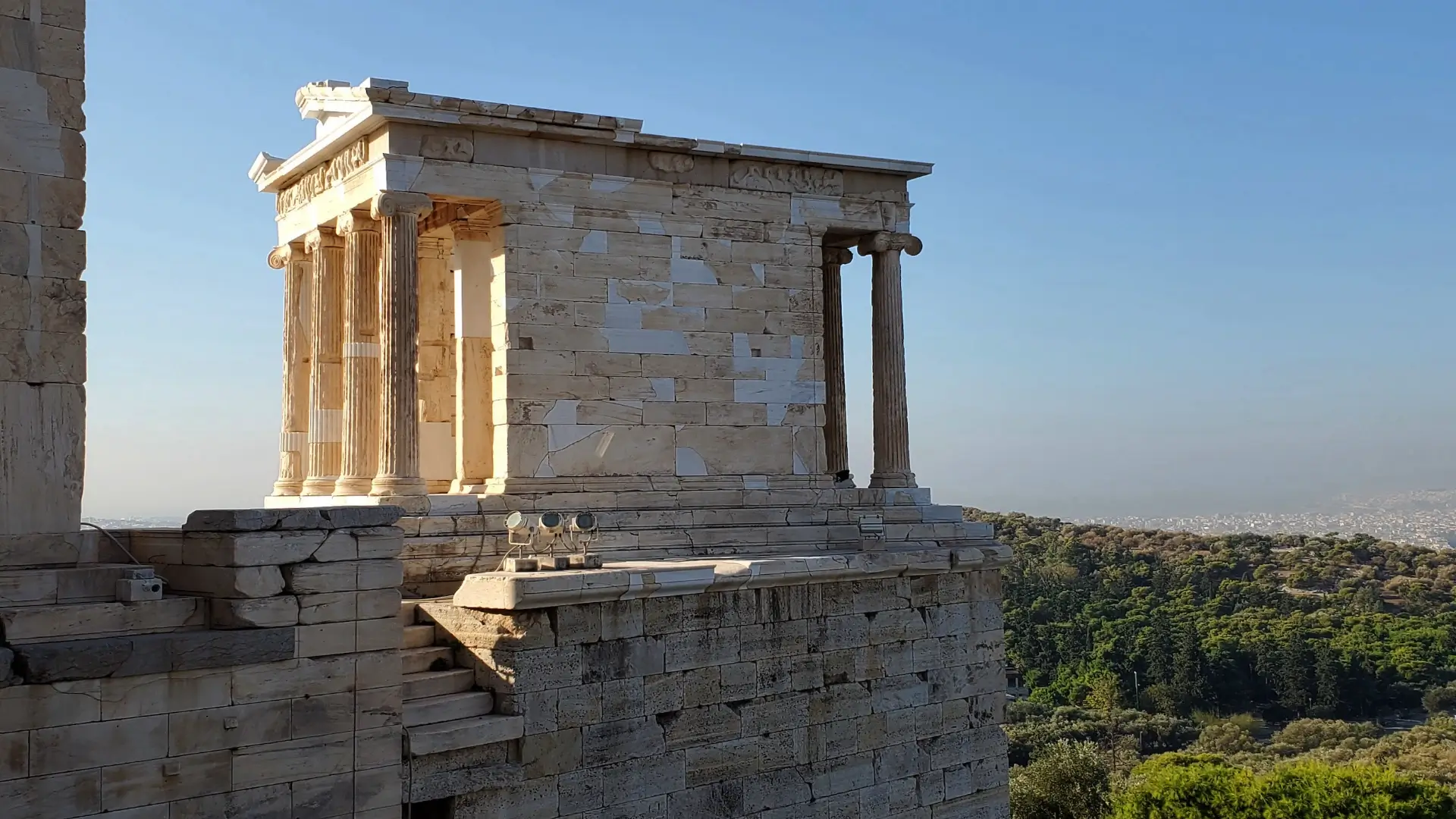 Image of the Temple of Athena Nike