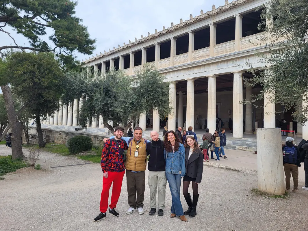 Πάρις Καπόνης - Εικόνα γκαλερί ιδιωτικού ξεναγού στην Αθήνα 12