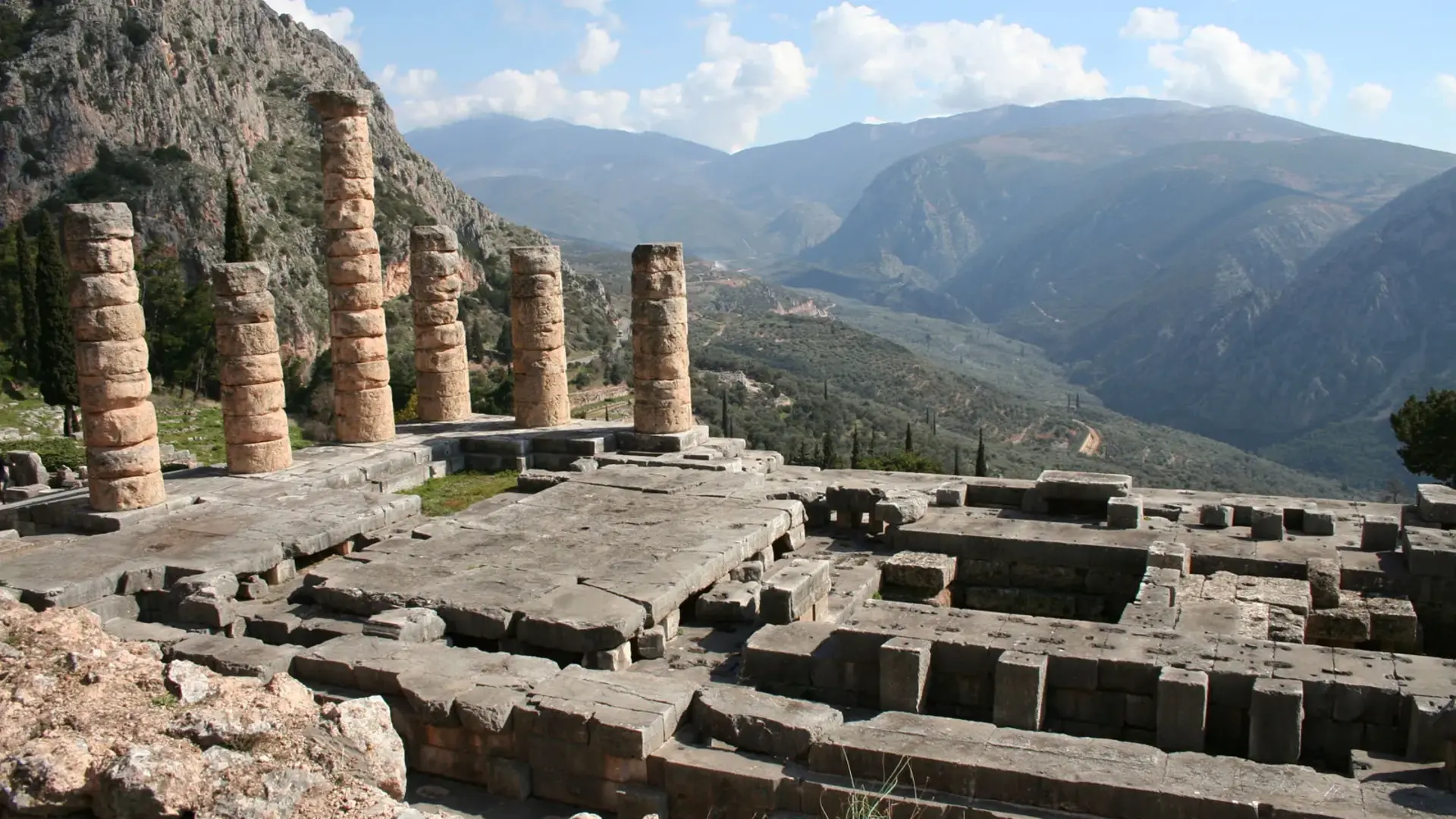 Image of the Oracle of Apollo at Delphi